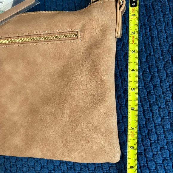 Women’s Crossbody Bag - NWT - Picture 6 of 8